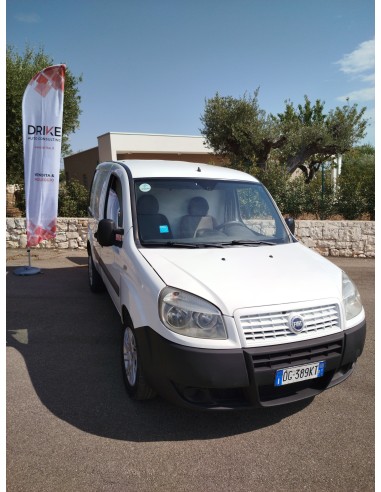 Fiat Dobló Cargo con rivestimento isotermico, 1.9 jtd