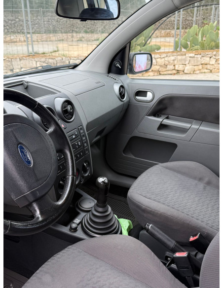 Ford Fusion 1.6 16v 101cv Leather 2003