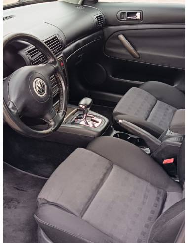 Volkswagen Passat 1.9Tdi 130Cv Variant...